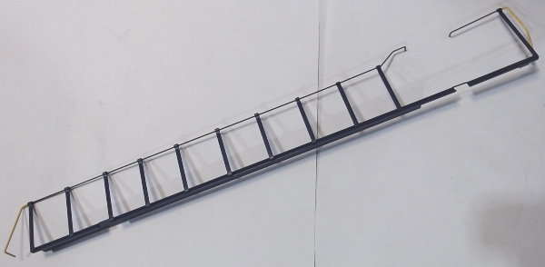 HANDRAIL / RH LONG / FEC BLUE & YELLOW / PREMIER GP38-2