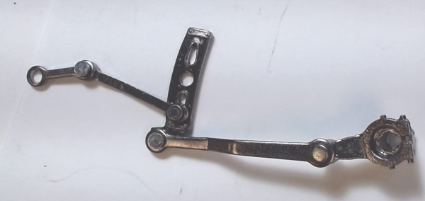 ECCENTRIC ROD ASSEMBLY / LH / BLACKENED / PREMIER SANTA FE HUDSON 4-6-4