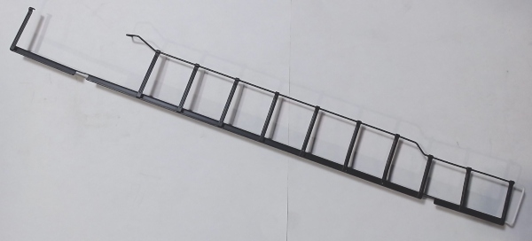 HANDRAIL / LH LONG / BLACK W/WHITE / PREMIER GP38-2