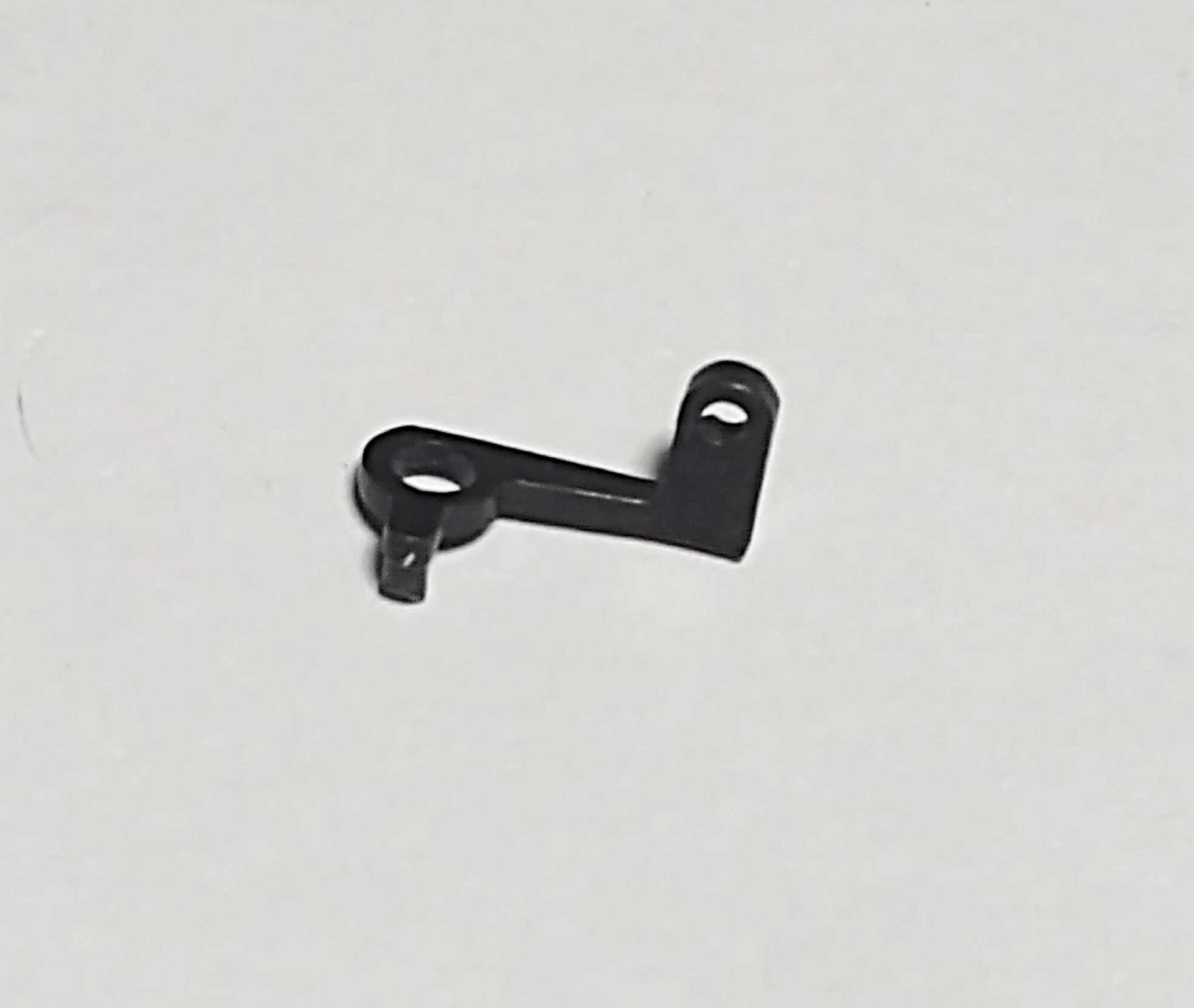 RETAINER / CHAIN / TENDER TRUCK TO FRAME / BLACK / RH OFFSET / LONG / PREMIER STEAM LOCOMOTIVES 