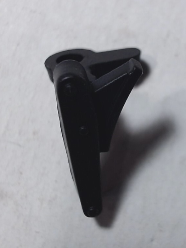 BRAKE SHOE / BLACK / RH REAR / PREMIER DREYFUS 4-6-4 / COLOR MAY VARY