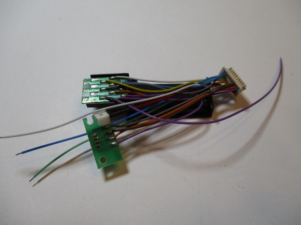 WIRE HARNESS / LOCOMOTIVE / W/MOUNTING BRACKET / HO SCALE N&W J CLASS 4-8-4