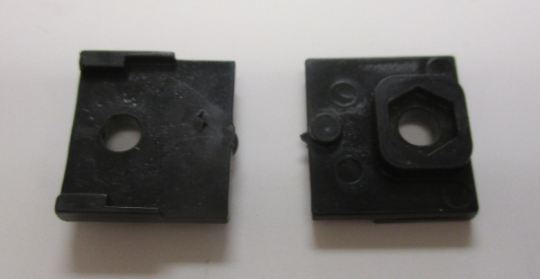 PICK UP INSULATOR / BOTTOM / 14.1mm W x 13mm L x 3.3mm H / USE BD0000001