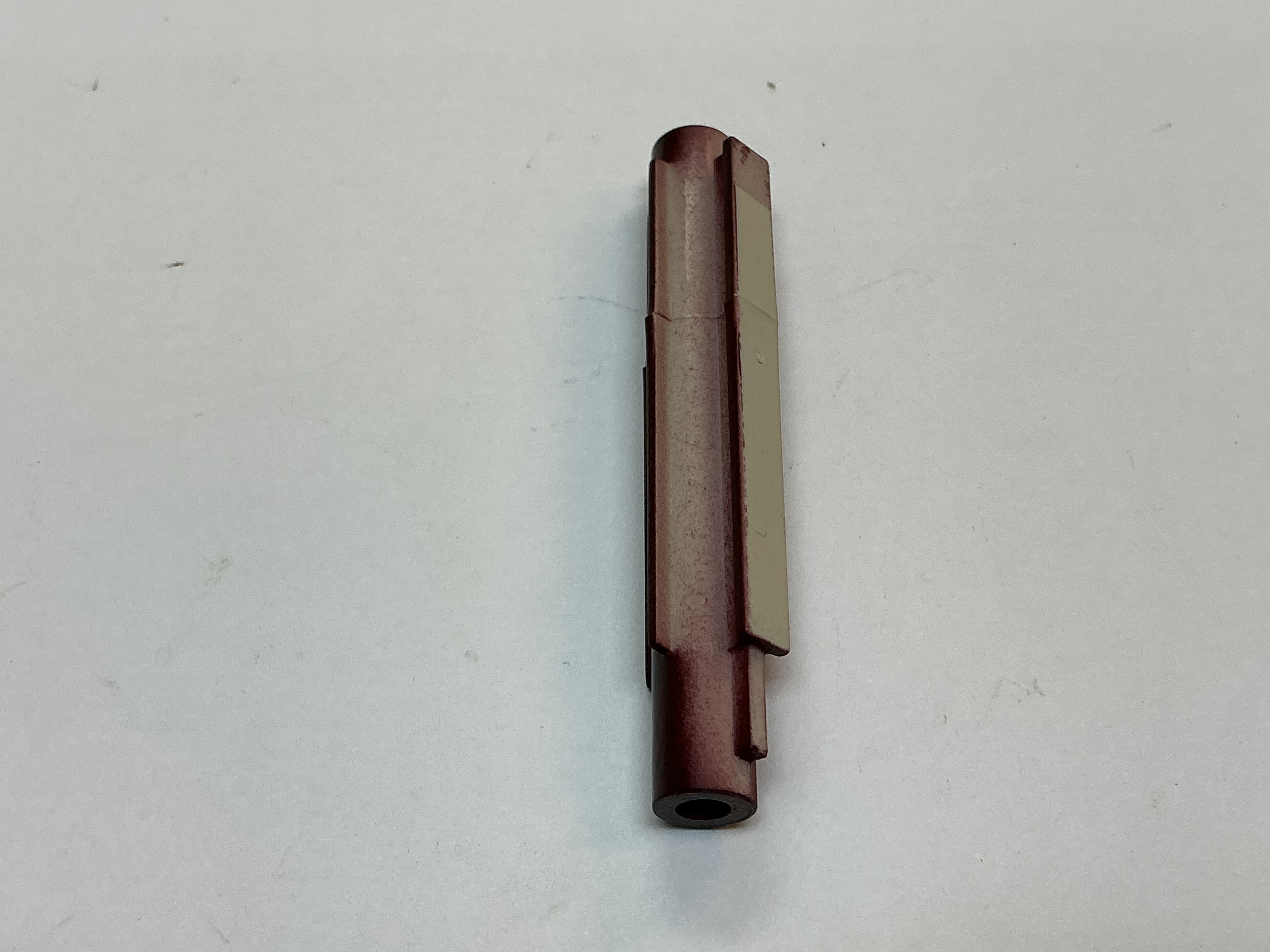 BODY POST / COLORS MAY VARY / 53mm L / LH OFFSET / PREMIER E-33