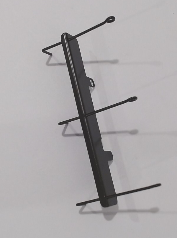 STANCHIONS / W/WALKWAY / BLACK / REAR (3 STANCHIONS) / PREMIER FM TRAINMASTER
