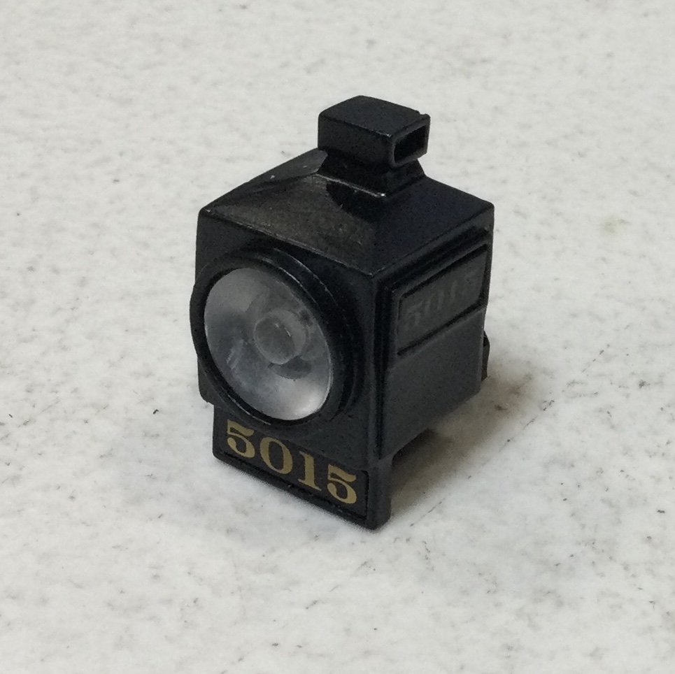 HEADLIGHT HOUSING / ERIE #5015 / W/LENS & NUMBER BOARDS / RAILKING ONE GAUGE TRIPLEX