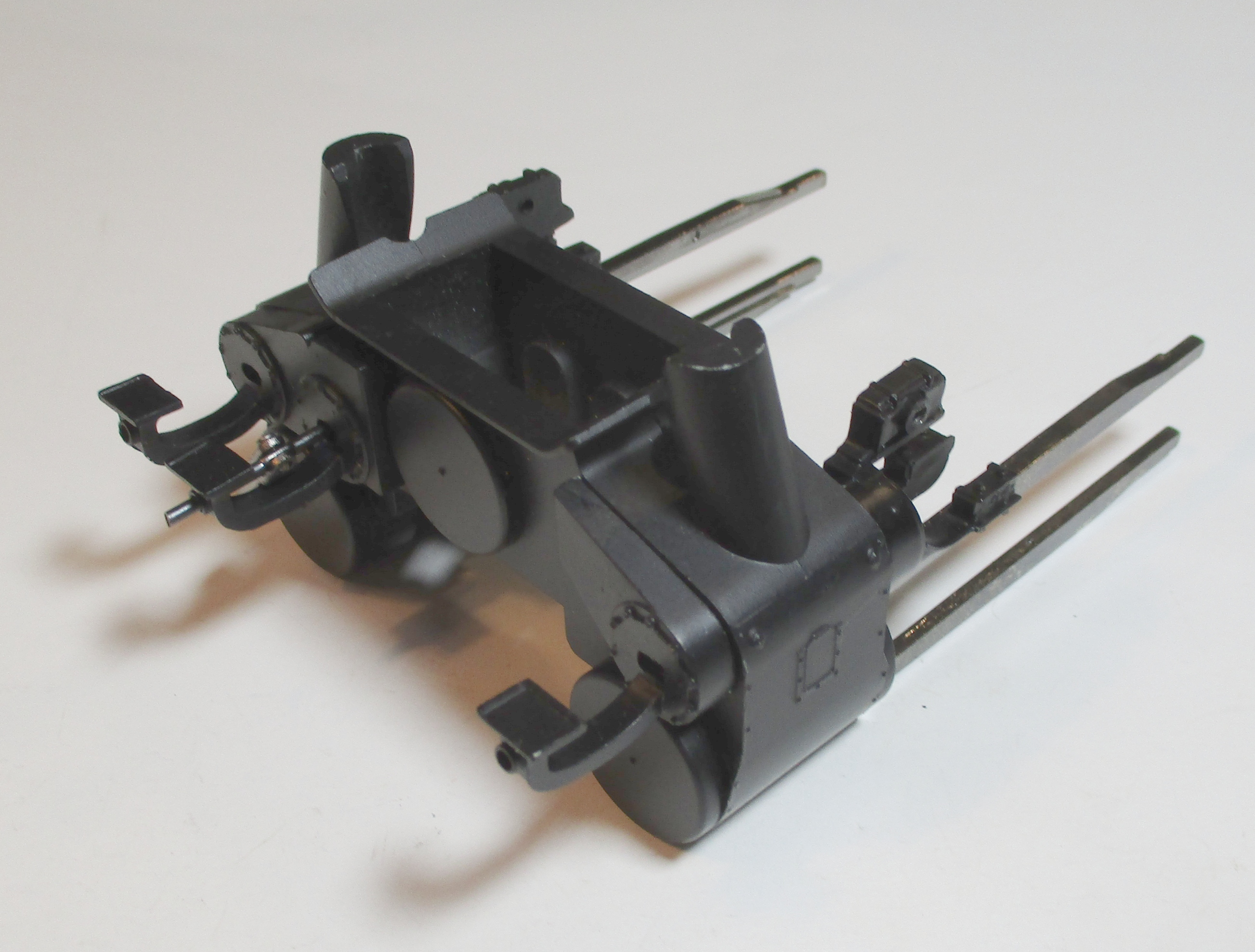 STEAM CHEST / W/CROSSHEAD GUIDES / PREMIER 3-CYLINDER 4-12-2