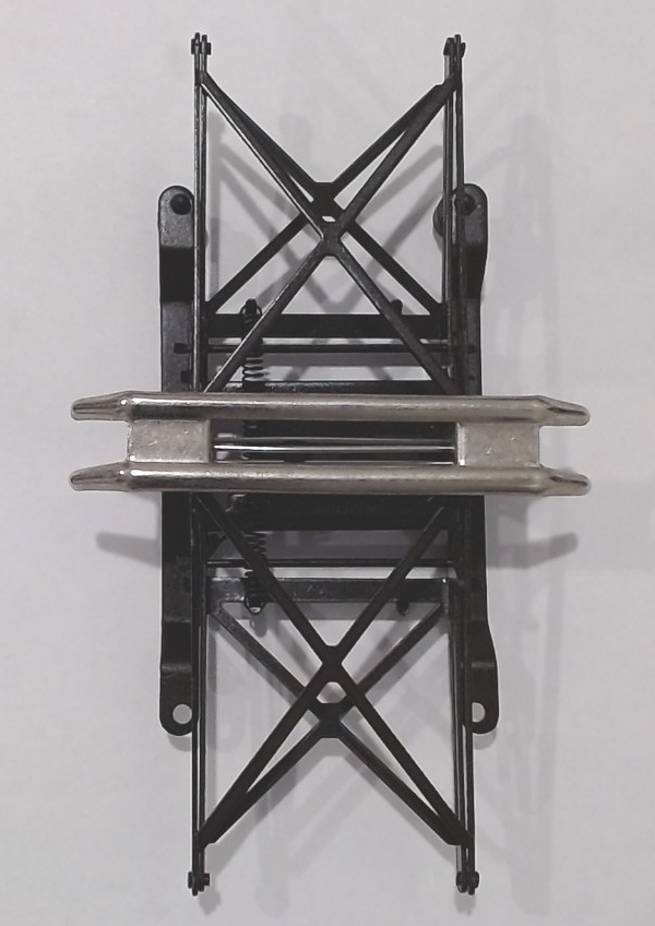 PANTOGRAPH / BLACK W/SILVER CONTACT / W/O INSULATORS / PREMIER GG-1 / PS1