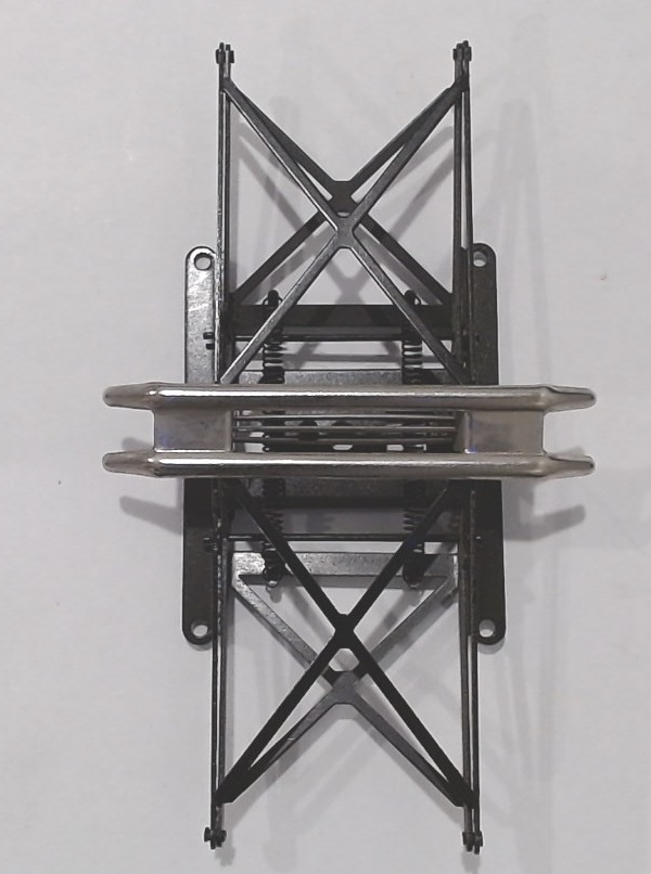 PANTOGRAPH / NICKEL CONTACT / W/O INSULATORS / PREMIER E-33