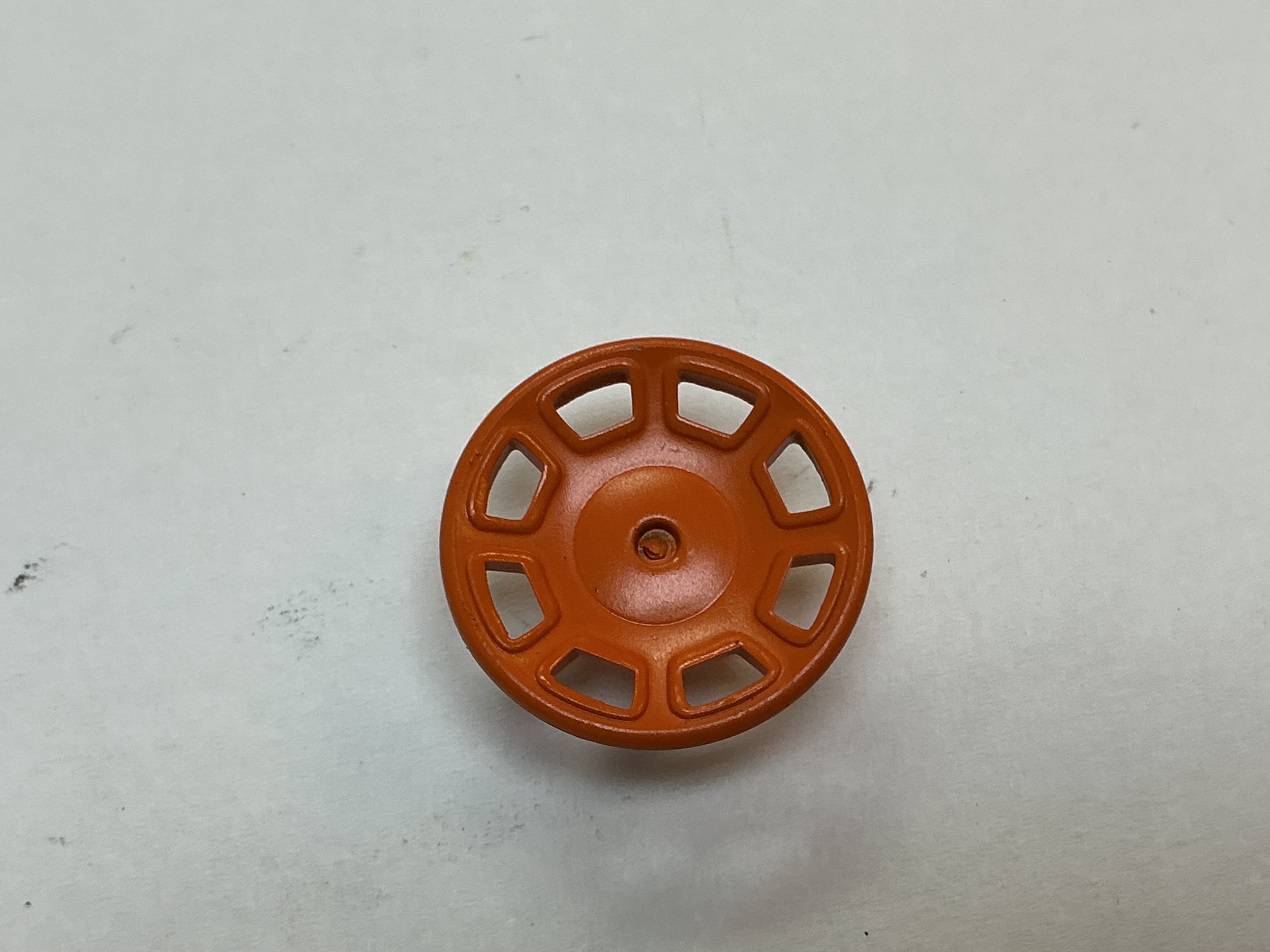 BRAKE WHEEL / ORANGE / RH FRONT / NARROW NOSE / RAILKING ONE GAUGE DASH-8