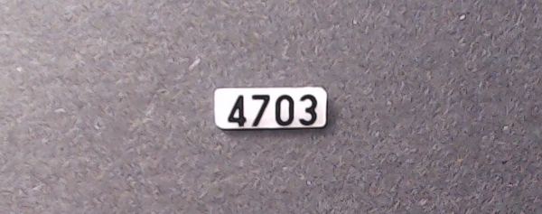 NUMBER BOARD / RR & LF / C&NW #4703 / PREMIER GP38-2 