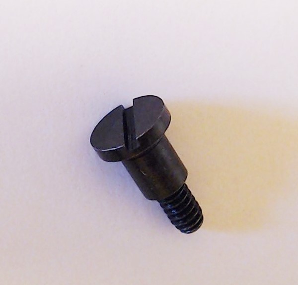 SHOULDER SCREW / (SHLDR LENGTH 0.24in) / 6-32 x 0.49in L x 0.192in D / TRAILING TRUCK MOUNT