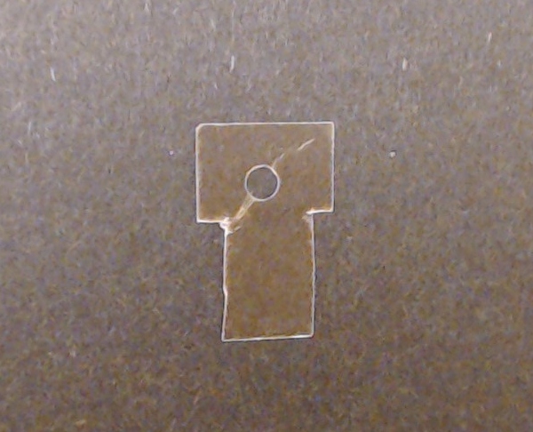 INSULATOR / MICA / TO-220 VOLTAGE REGULATOR / 0.01mm THICK