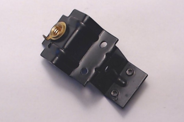 BRACKET / HEADLIGHT & SMOKE UNIT / STAMPED METAL / 3-STEP ANGLED / MINIATURE SCREW BASE SOCKET / 25.25mm W x 40mm L x 26.25mm H / RAILKING 2-6-0