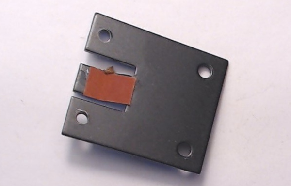 BRACKET / TETHER CONNECTOR EXTENSION / STAMPED METAL / 34.1mm W x 37.8mm L / RAILKING ROYAL HUDSON 4-6-4