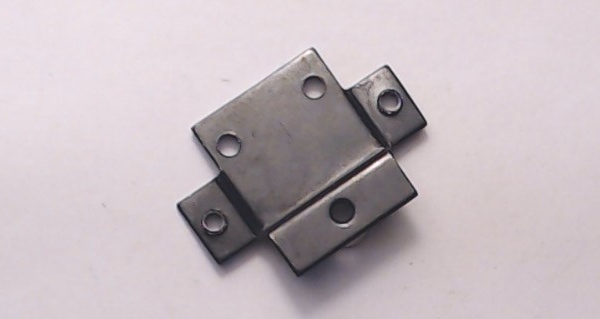 BRACKET / SMOKE UNIT / U-SHAPED / STAMPED METAL / 35.1mm W x 24.8mm L x 2.55mm STEP / PREMIER FM TRAINMASTER