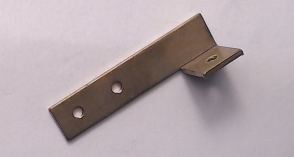 BRACKET / VOLTAGE REGULATOR / INVERTED / PROTOSOUND 1 / RAILKING SOUTHERN PS-2 4-6-2