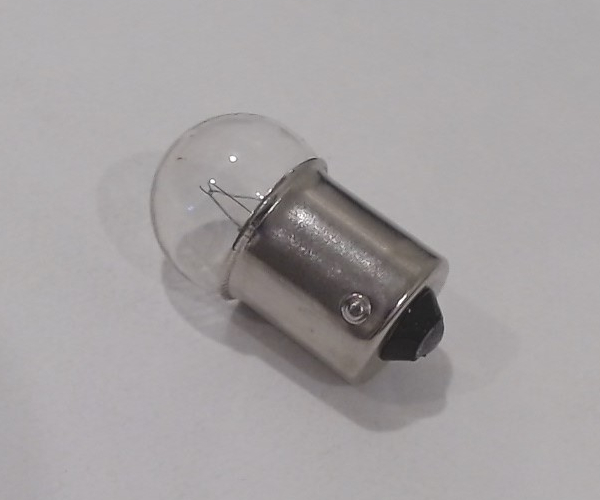 LAMP / 24V 5W / TRADITIONAL MONORAIL / 18.0mm D GLOBE x 15.0mm D bayonet base x 29.5mm long) 