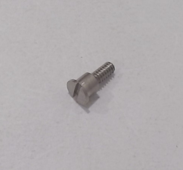 SCREW / DRAW BAR  / 4-40 thd / TINPLATE STANDARD GAUGE LOCOMOTIVES