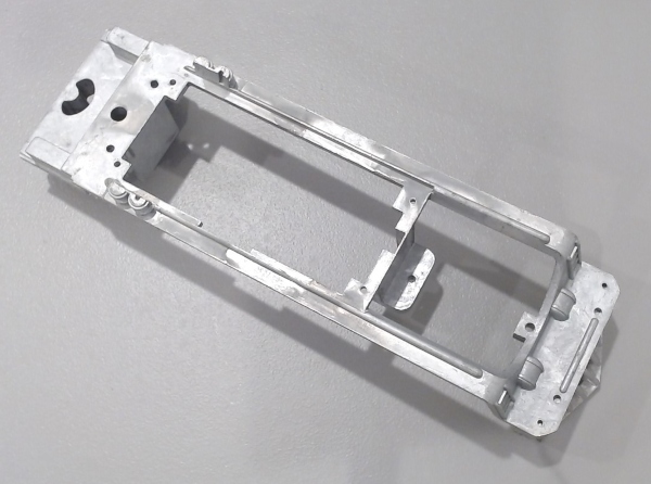 FRAME / DIE-CAST / CONTEMPORARY / UNPAINTED / TINPLATE STANDARD GAUGE 384 / 1384