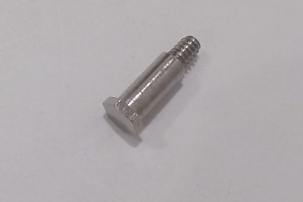 ECCENTRIC SCREW / 0.18in X .06in X 6-32thd / TINPLATE STANDARD GAUGE 4696